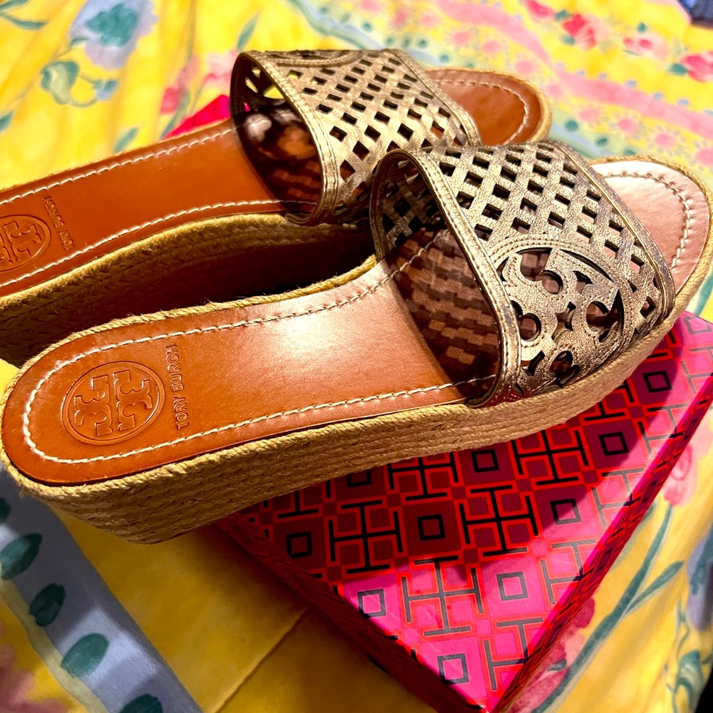 Tory Burch NWT size 9